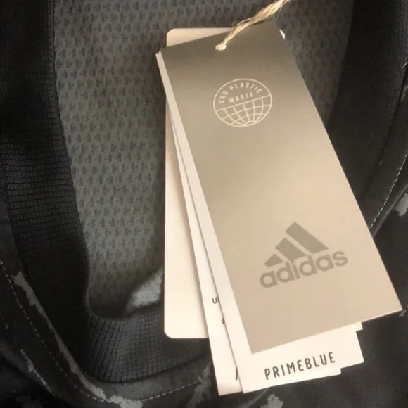 Adidas Black Fitted Graphic Tank Top - Picture 10 of 10